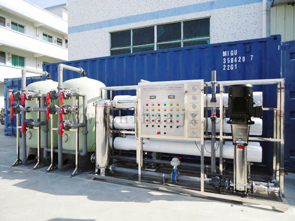 油漆、乳膠漆用純水設(shè)備，化工反滲透設(shè)備，涂料用去離子水設(shè)備